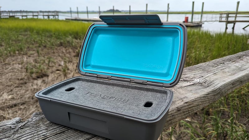 Toadfish Drybox - Waterproof IPX7 Sealed - EVA Lure Pads - Cell Phone Tray - Impact Proof - Smartgrip - Boat/Kayak/SUP Box - Image 2